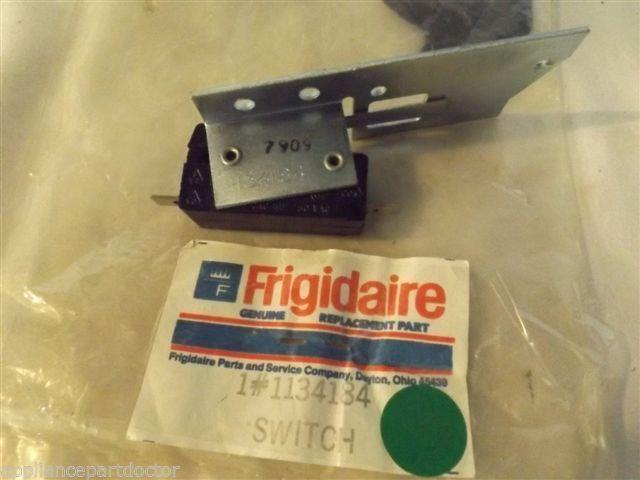 FRIGIDAIRE DRYER 1134184 DOOR SWITCH NEW IN BAG FRIGIDAIRE DRYER 1134184 DOOR SWITCH NEW IN BAG